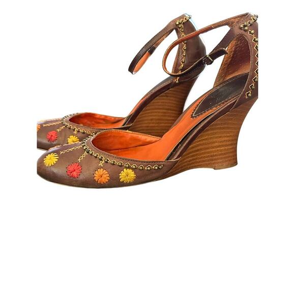 Carlos Santana Women's Stud Dark Brown Wedge Sandals Size 8.5 - Picture 2 of 7